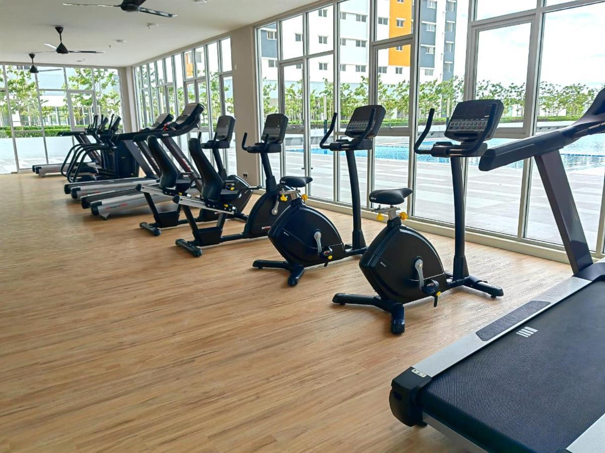 Alanis Residences Klia Kota Warisan Sepang By Dreamstay Buitenkant foto